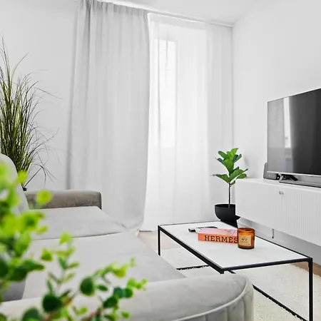 Deluxe Apartman Fiora Apartment *