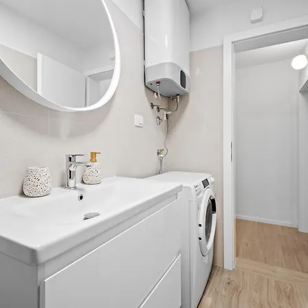 Apartment Deluxe Apartman Fiora Pula
